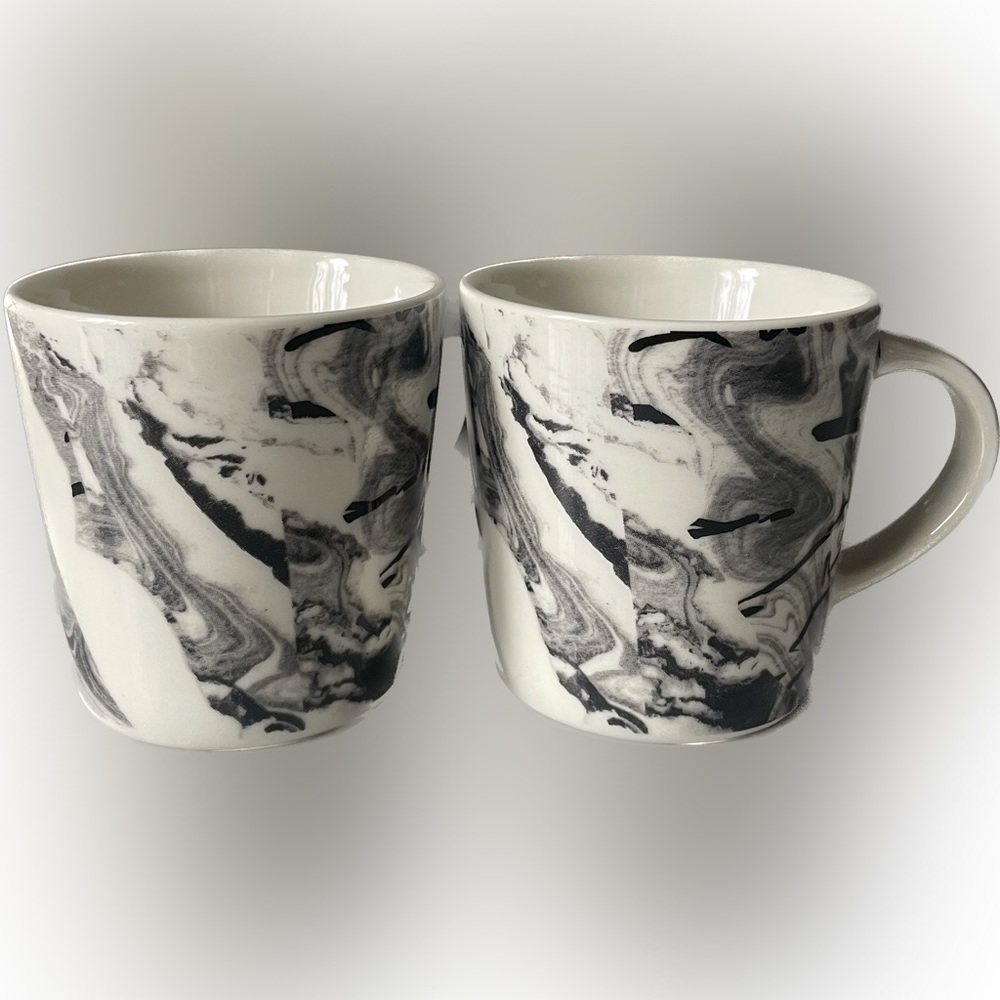 Starbucks EMPLOYEE EXCLUSIVE‼️ Set of 2 collectible cups